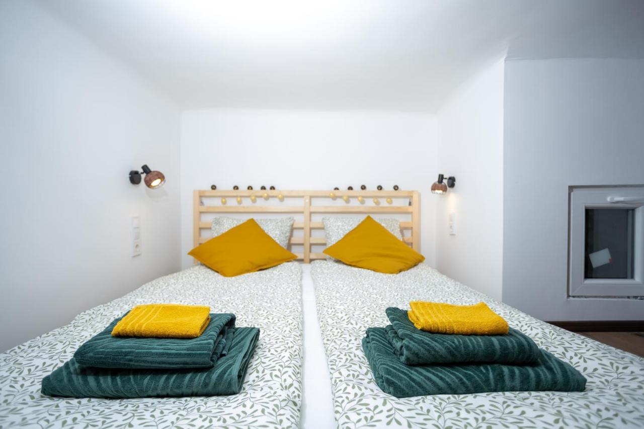 Green Goblin Apartment With Free Private Parking Budapest Esterno foto