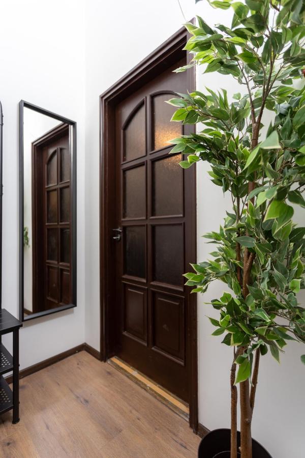 Green Goblin Apartment With Free Private Parking Budapest Esterno foto